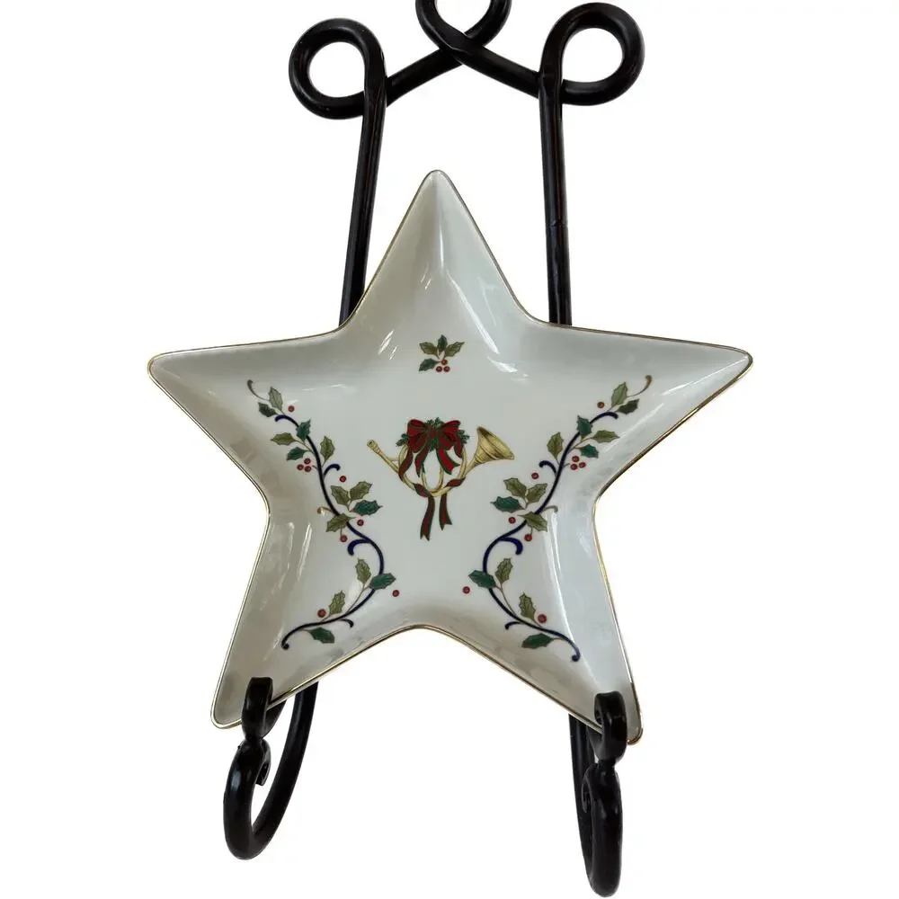 Holiday Bloom Star Shaped Candy Dish 9